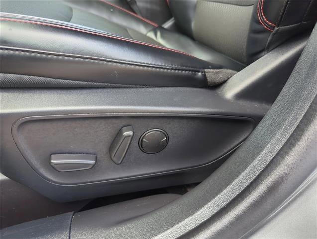 Used 2025 Ford Escape ST-Line FWD image 25