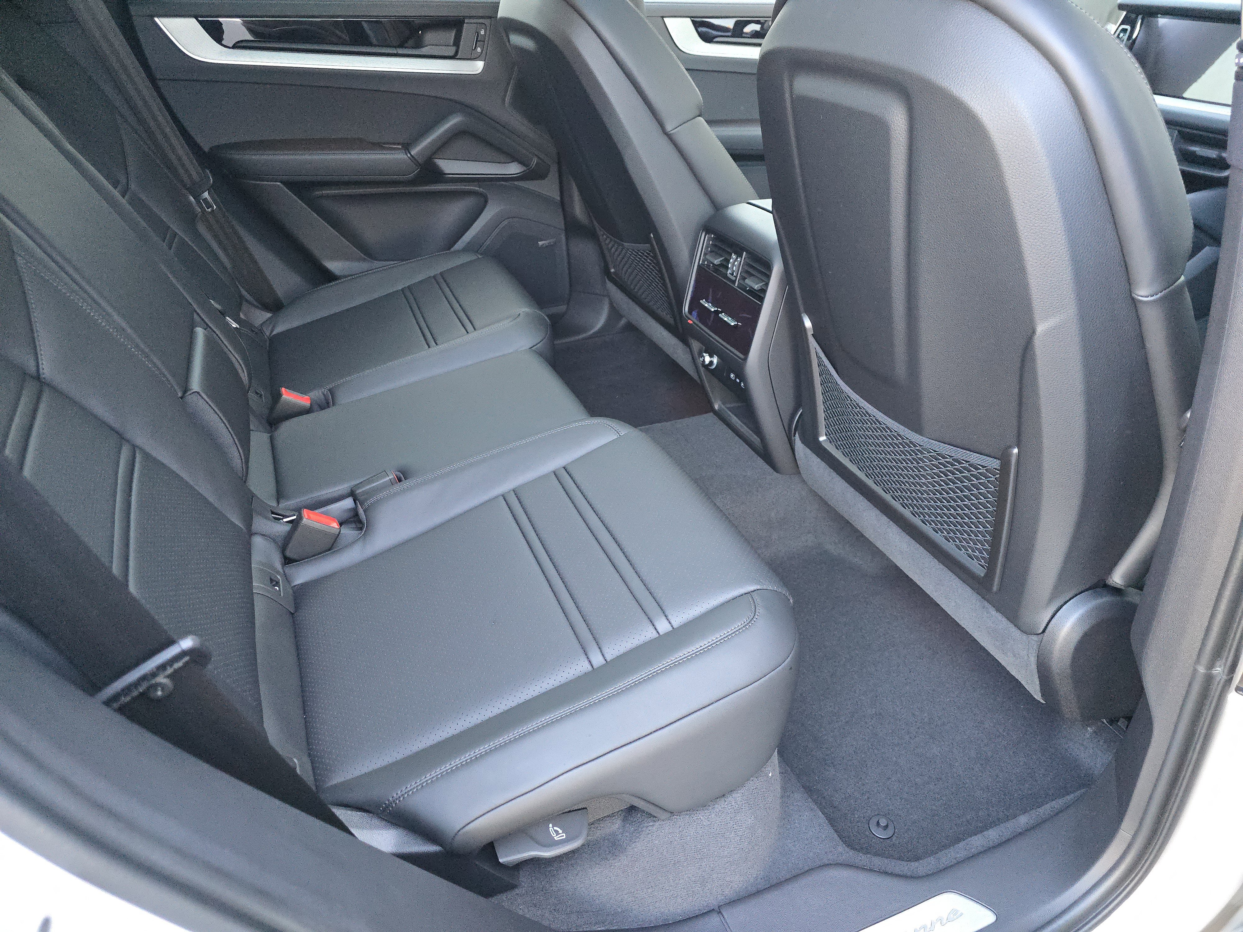 New 2026 Porsche Cayenne Coupe image 14