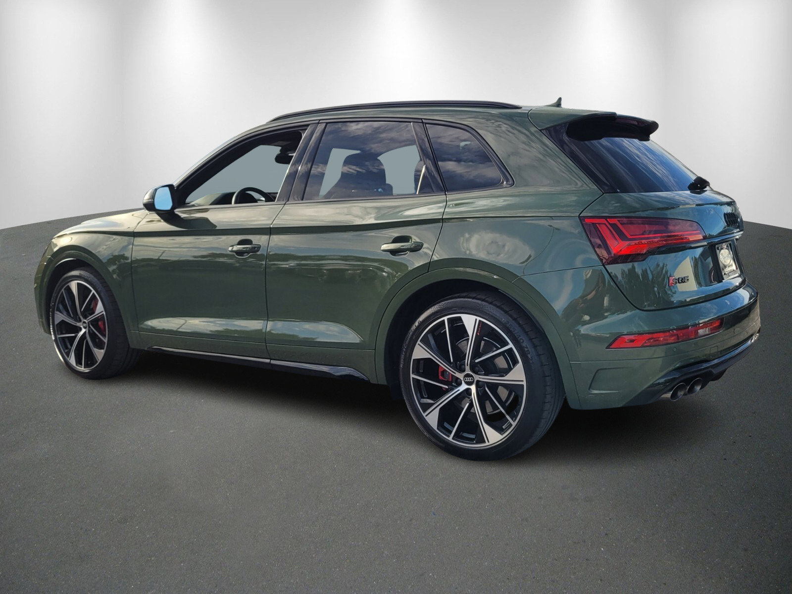 Used 2023 Audi SQ5 Premium Plus w/ Premium Plus Package image 5