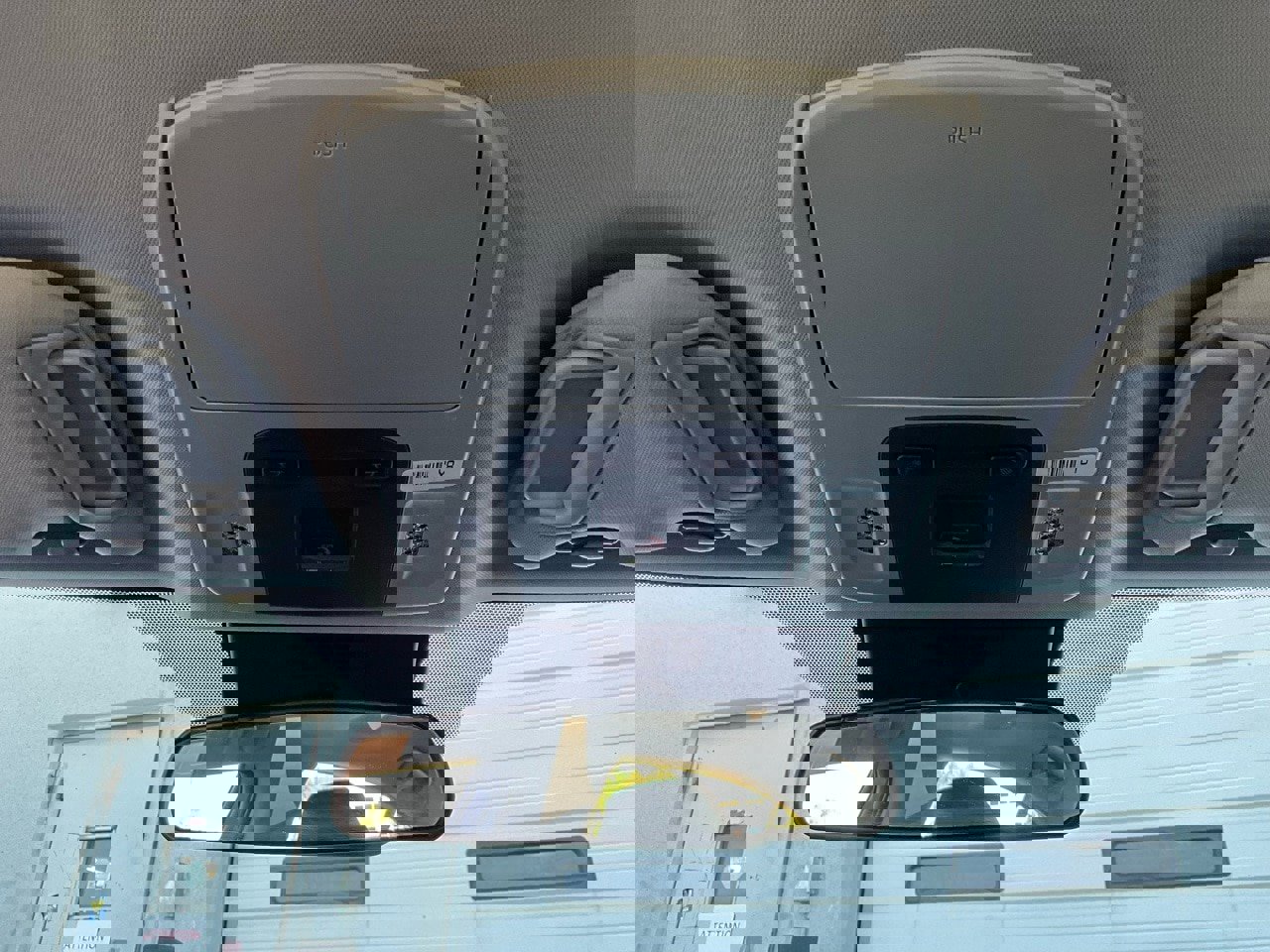 Used 2025 Toyota Camry LE image 15