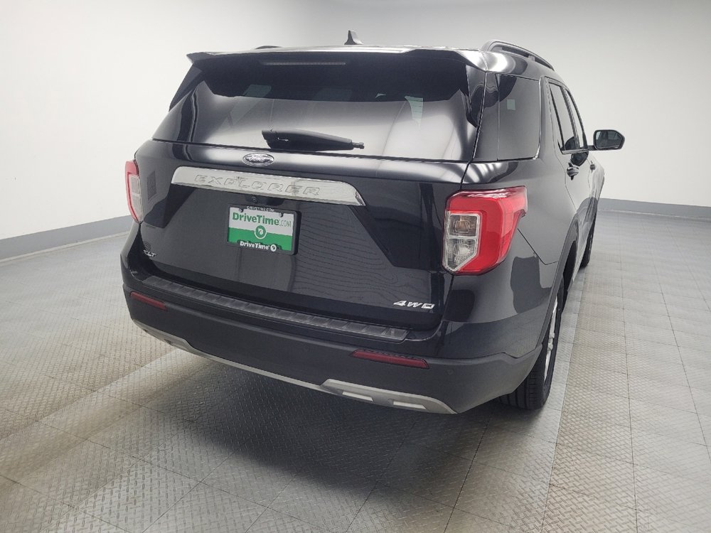 Used 2021 Ford Explorer XLT w/ Equipment Group 202A image 7