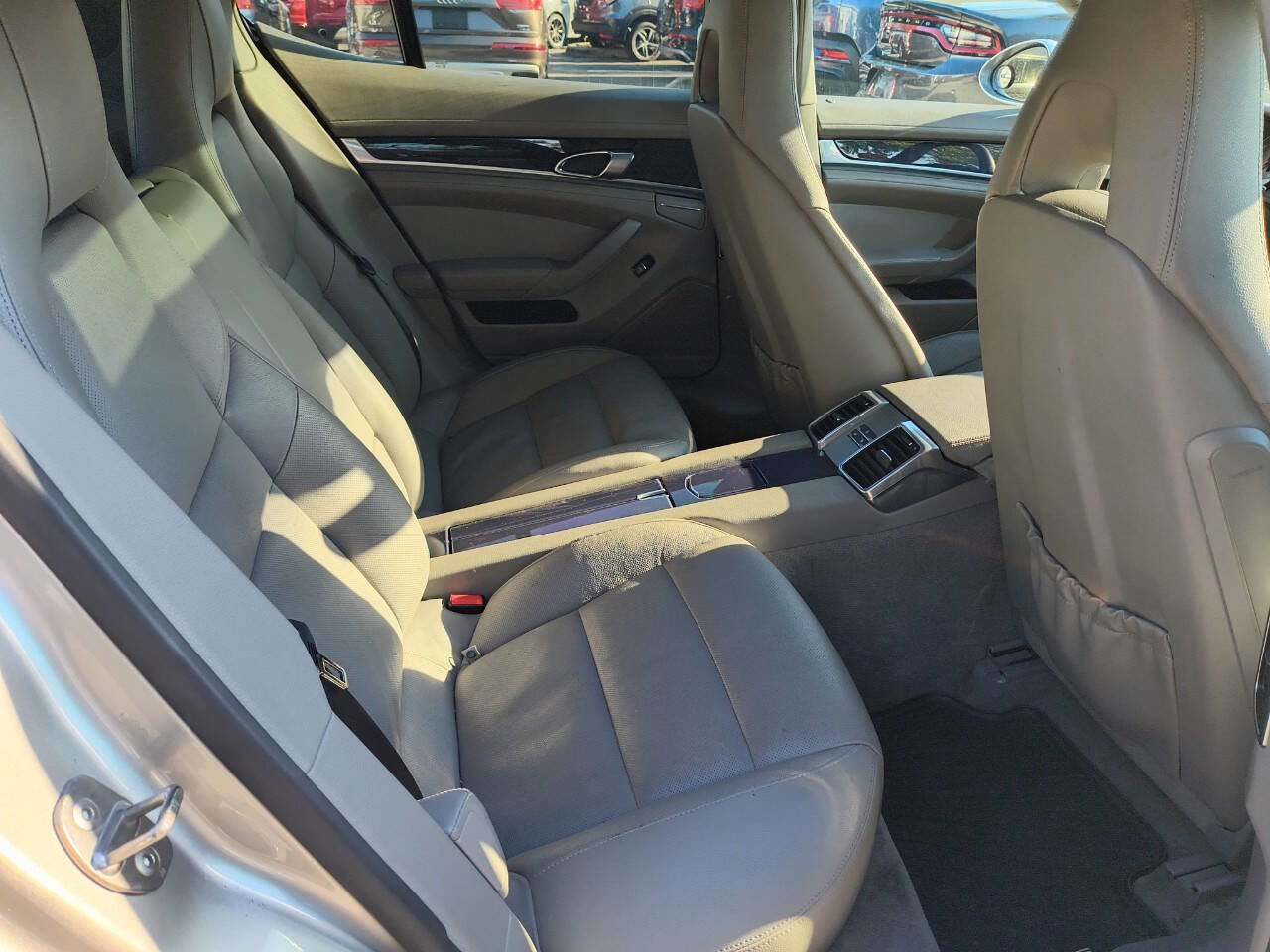 Used 2013 Porsche Panamera S w/ Comfort Pkg image 53