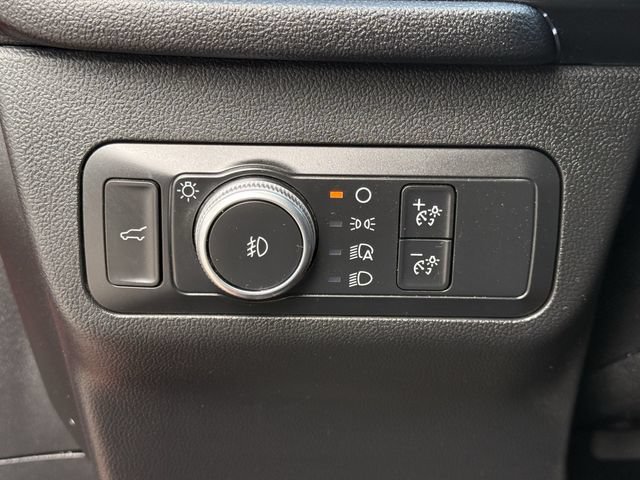 Used 2020 Ford Escape SEL FWD image 24