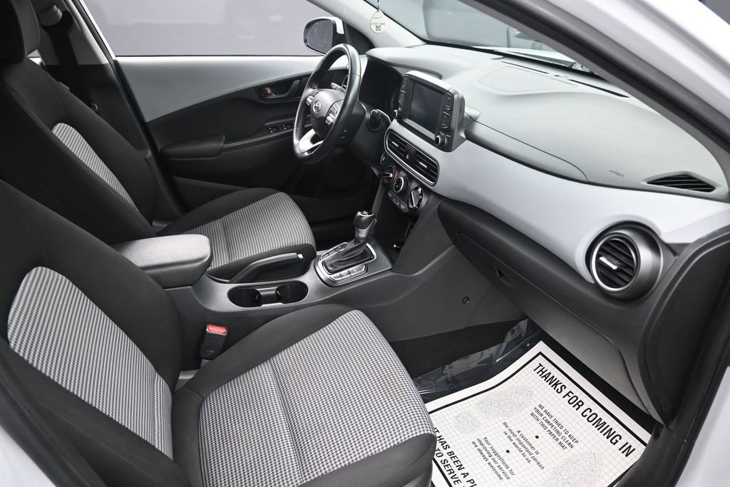 Used 2021 Hyundai Kona SEL FWD image 32