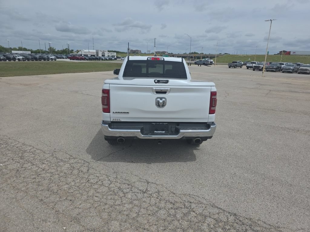 Used 2019 RAM 1500 Laramie RWD image 4