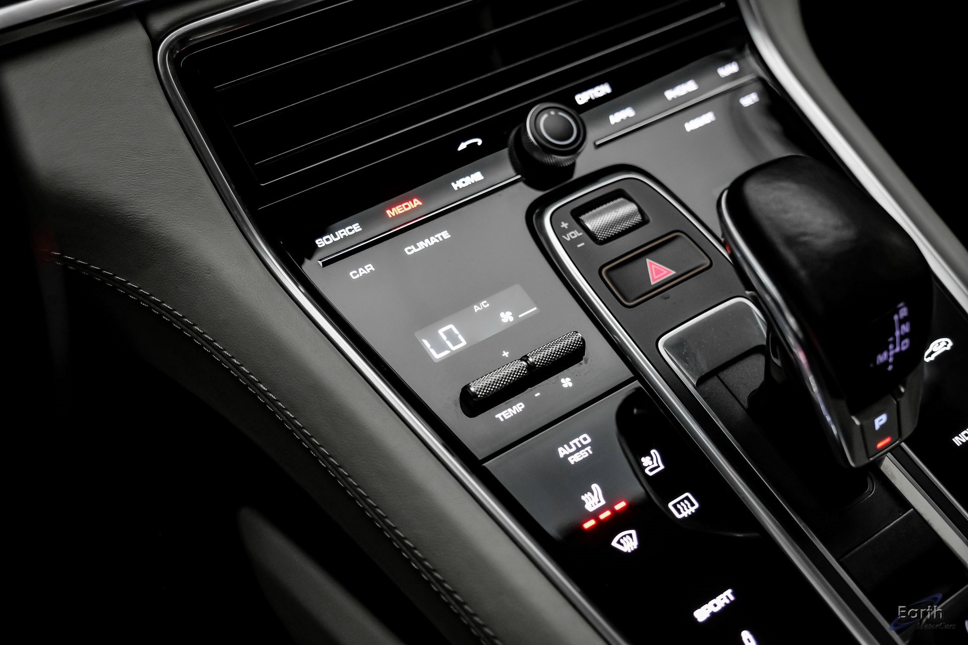 Used 2018 Porsche Panamera Turbo Sport Turismo image 56