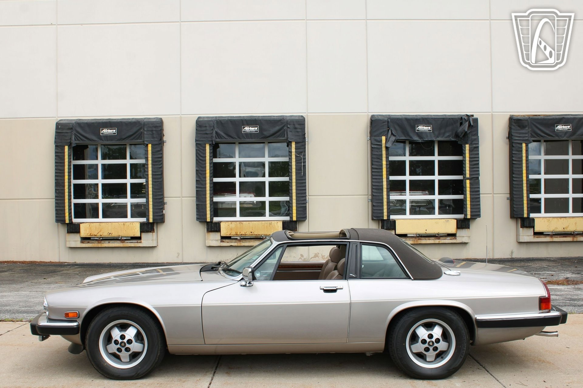 Used 1988 Jaguar XJS V12 Convertible image 10