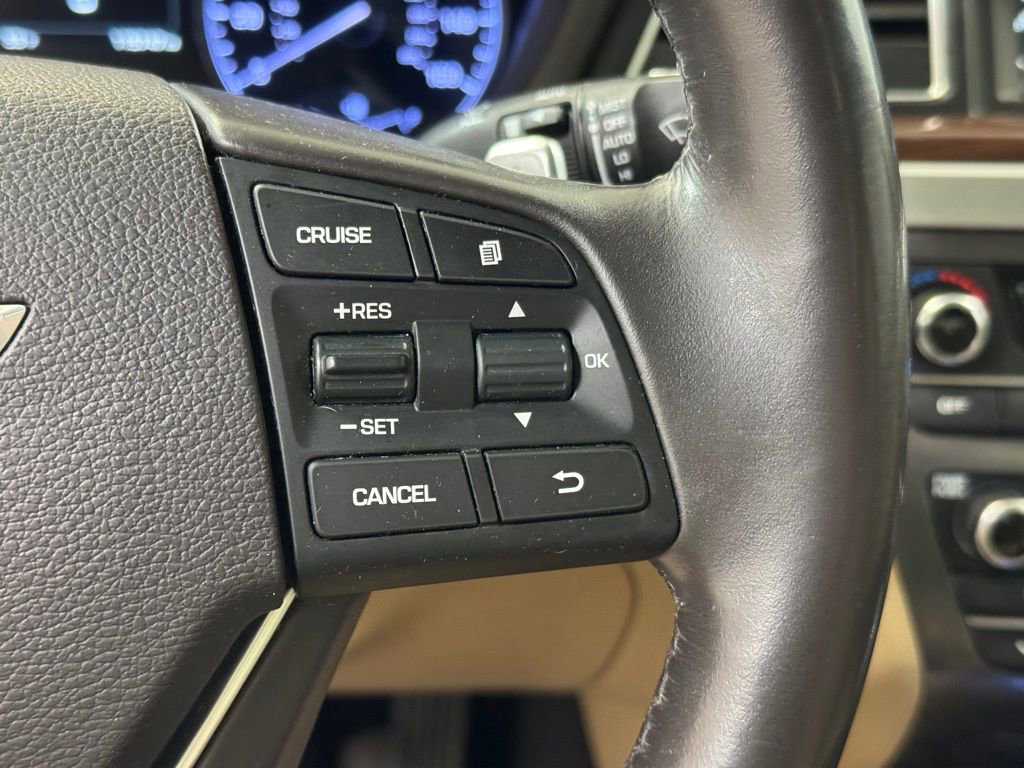 Used 2015 Hyundai Genesis 3.8 w/ Option Group 02 image 34