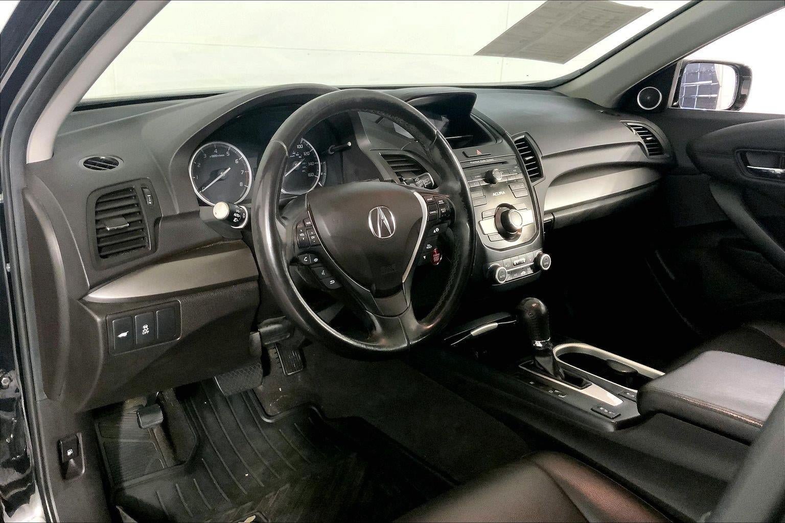 Used 2017 Acura RDX w/ AcuraWatch Plus Package FWD image 14