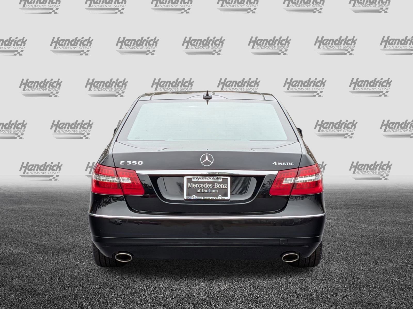 Used 2013 Mercedes-Benz E 350 4MATIC Sedan image 9