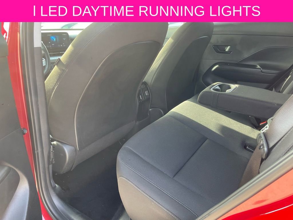 Used 2025 Hyundai Kona SEL image 18