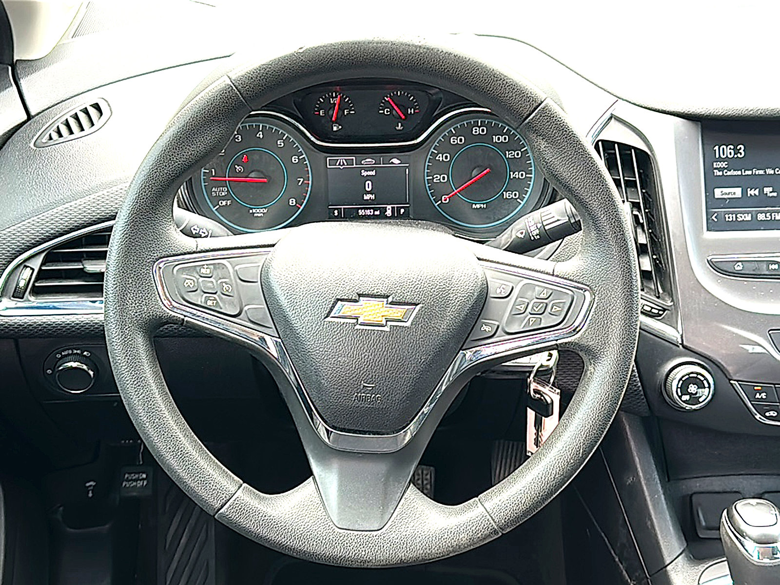 Used 2018 Chevrolet Cruze LT FWD image 27