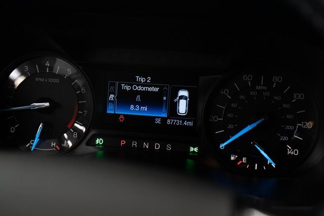 Used 2017 Ford Explorer XLT image 24