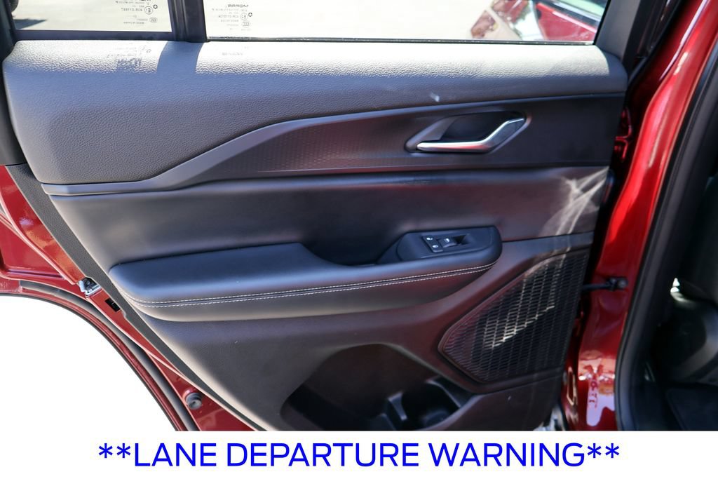 Used 2024 Jeep Grand Cherokee Altitude RWD image 28