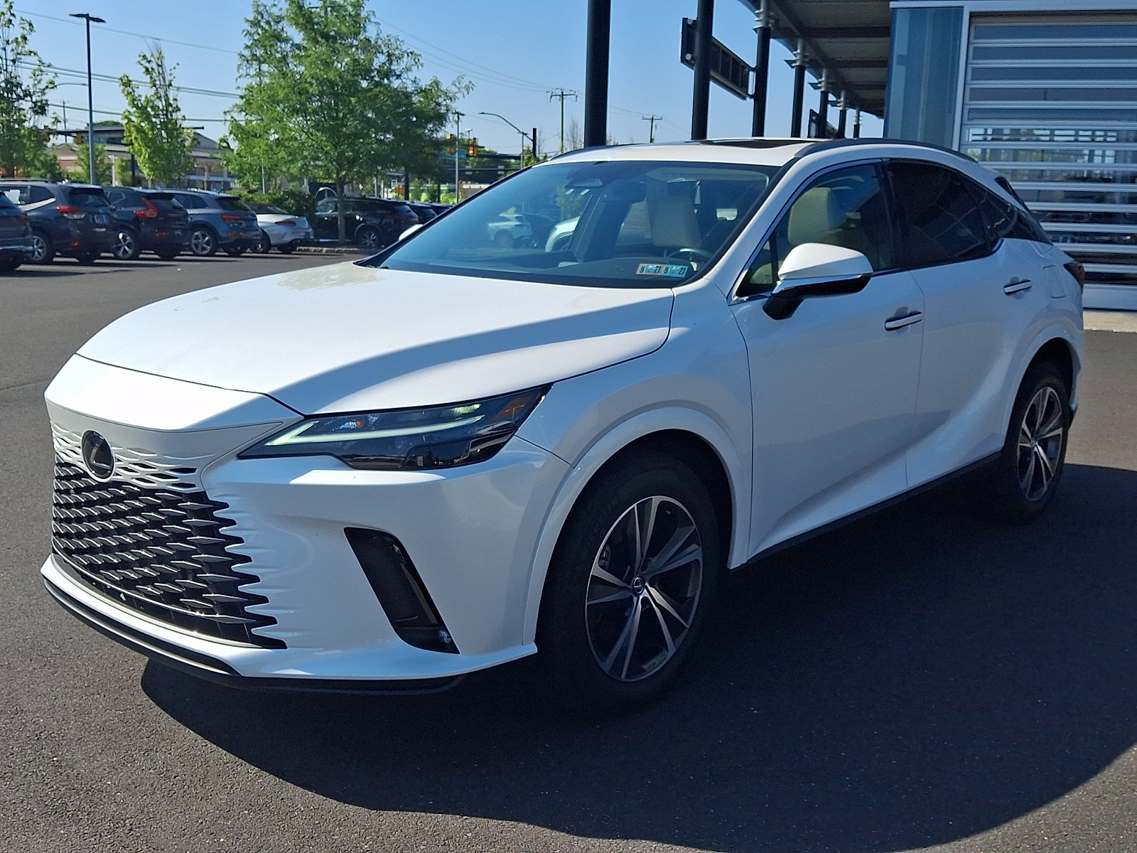 Used 2024 Lexus RX 350 Premium w/ Cold Area Package AWD/4WD image 3