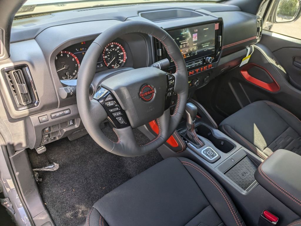 New 2026 Nissan Frontier PRO-4X w/ Pro-4x Convenience Package image 9