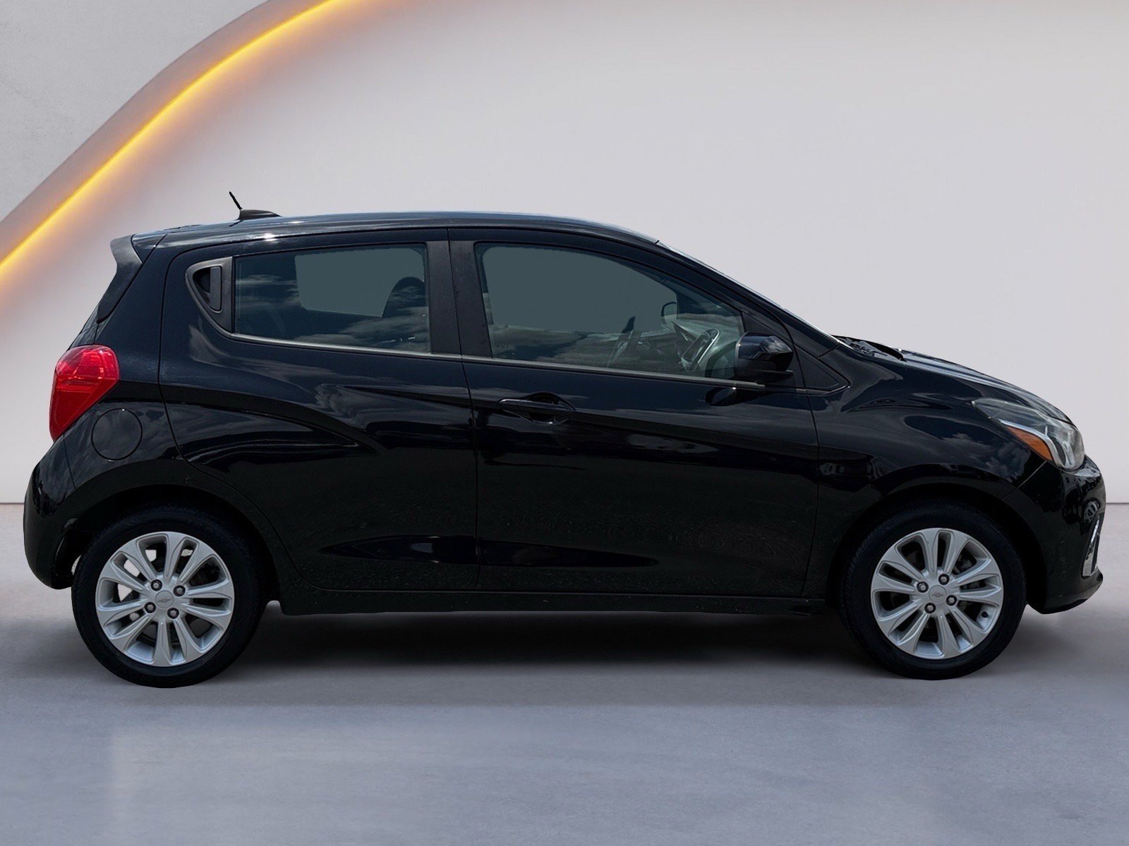 Used 2017 Chevrolet Spark LT FWD video 2