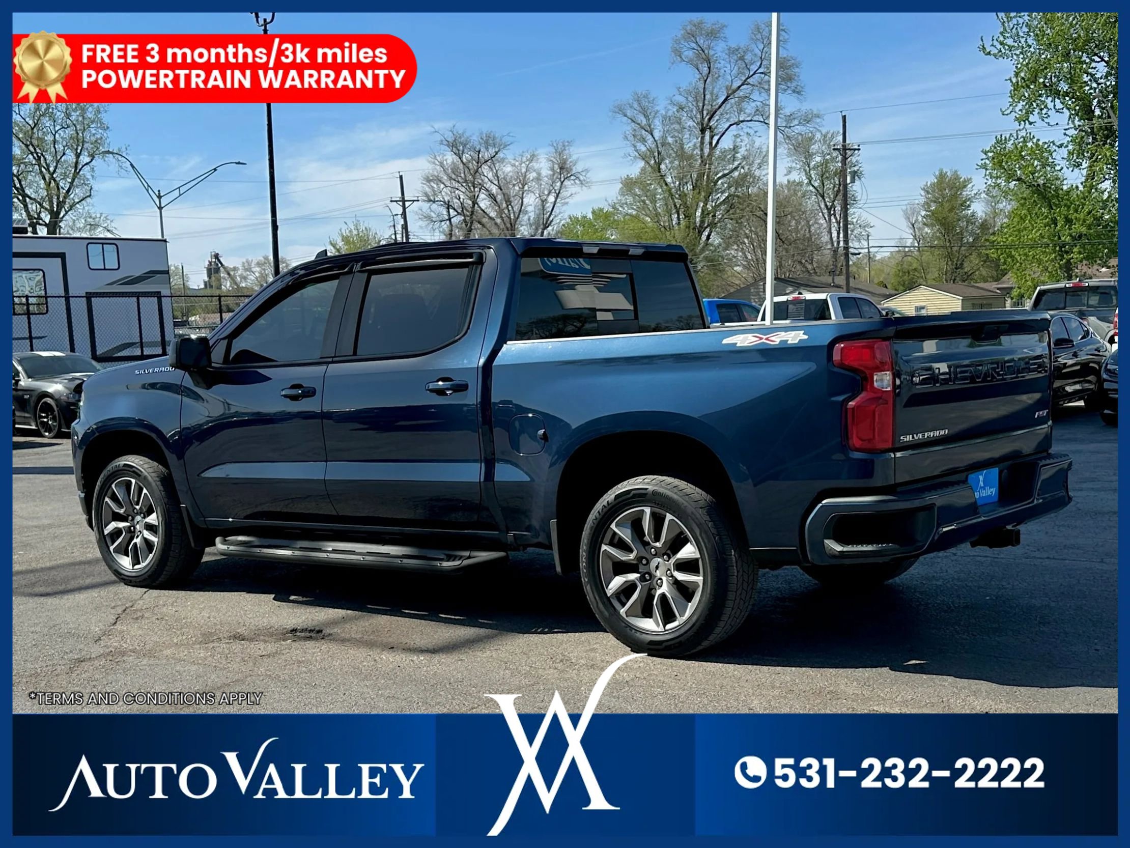 Used 2021 Chevrolet Silverado 1500 RST w/ Convenience Package II AWD/4WD image 5
