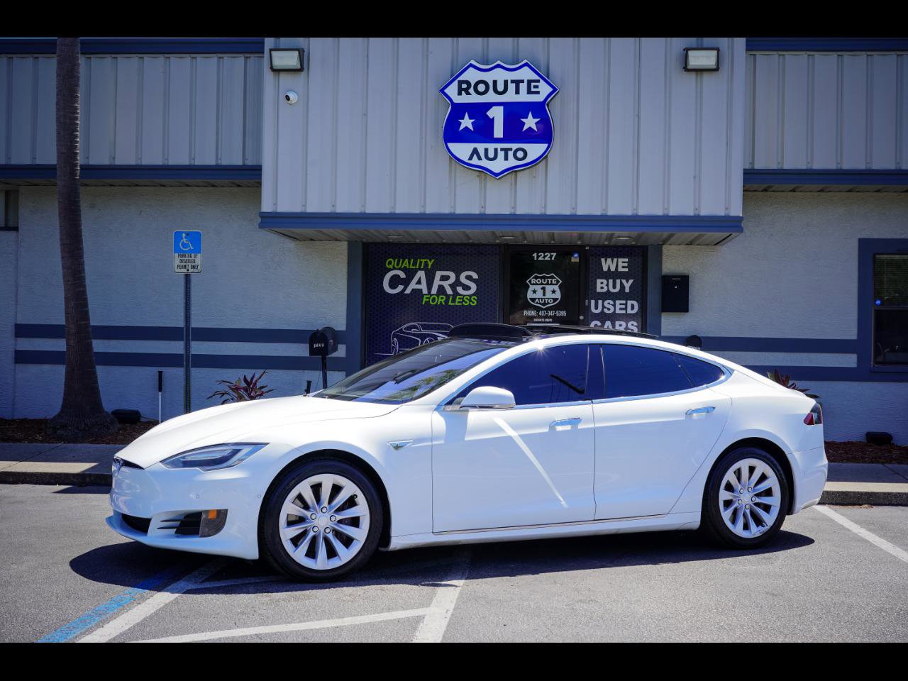 Used 2016 Tesla Model S 75 RWD image 1