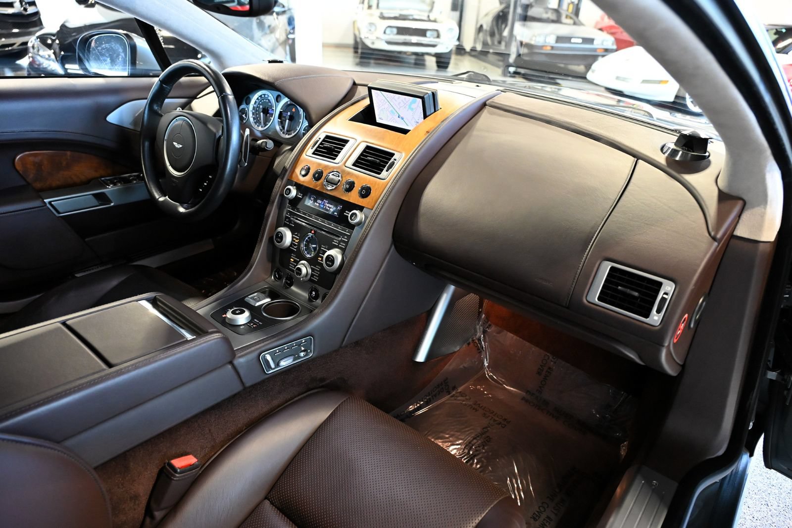 Used 2011 Aston Martin Rapide RWD image 36