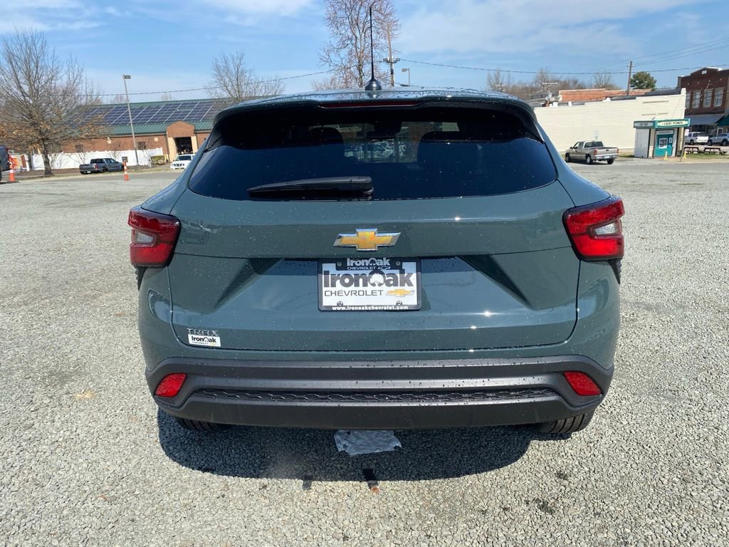 New 2026 Chevrolet Trax LS image 4