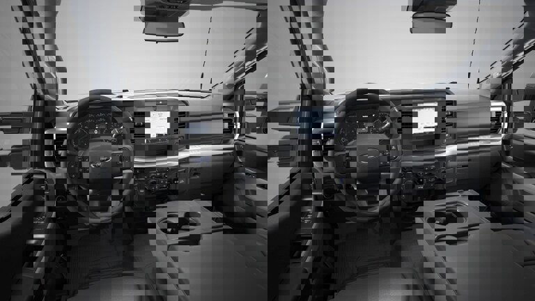 New 2026 Ford F350 XLT w/ Snow Plow/Camper Package image 7