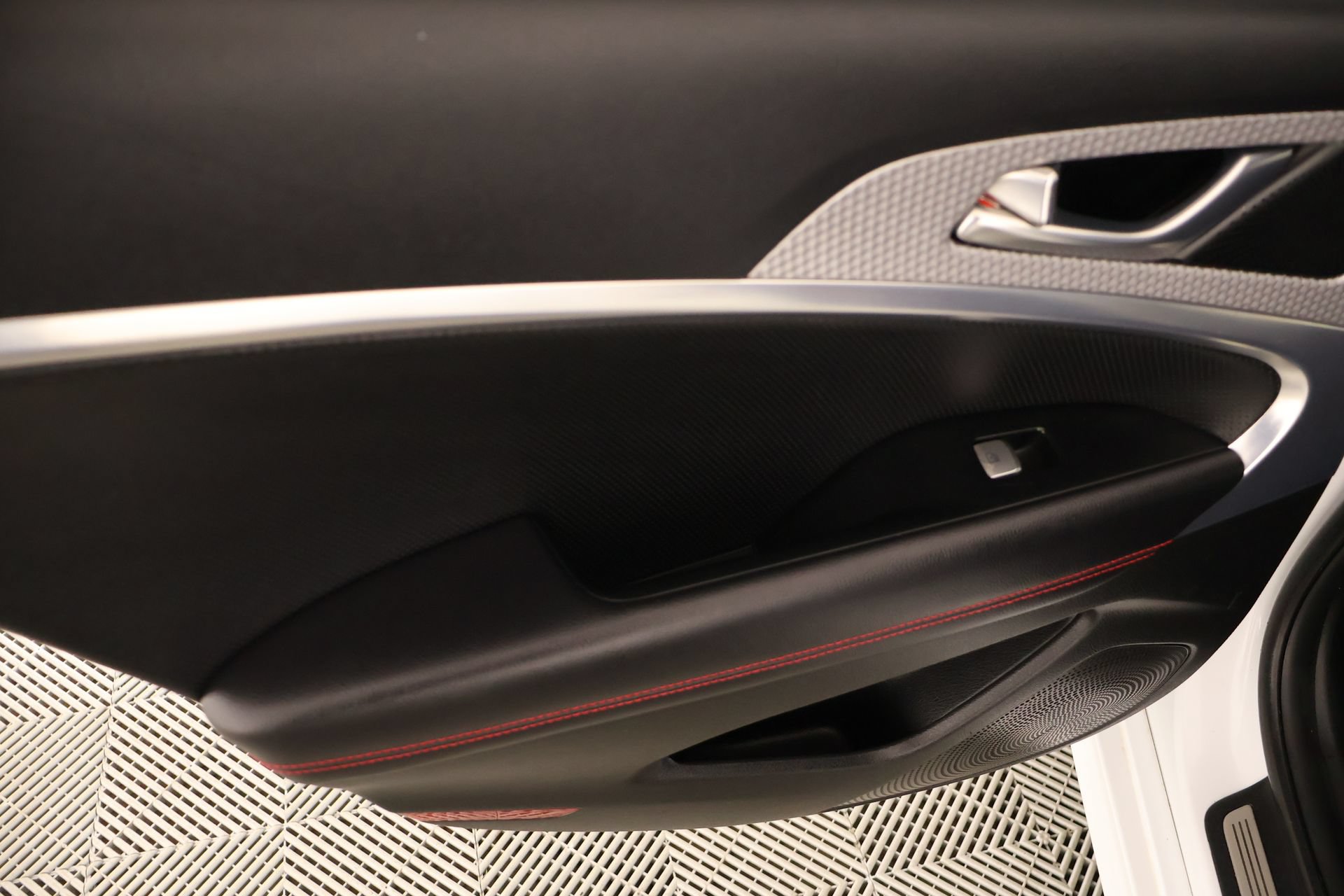 Used 2023 Genesis G70 2.0T w/ Sport Prestige Package RWD image 18