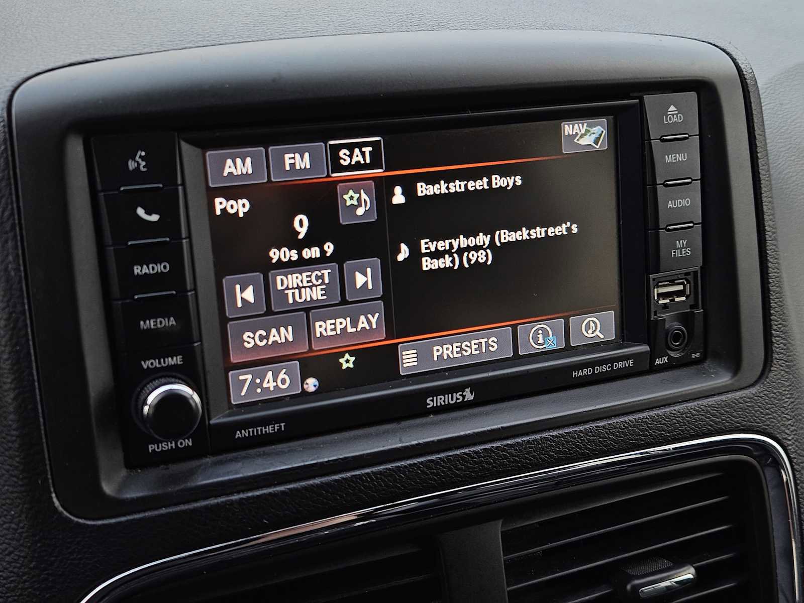 Used 2018 Dodge Grand Caravan GT FWD image 16