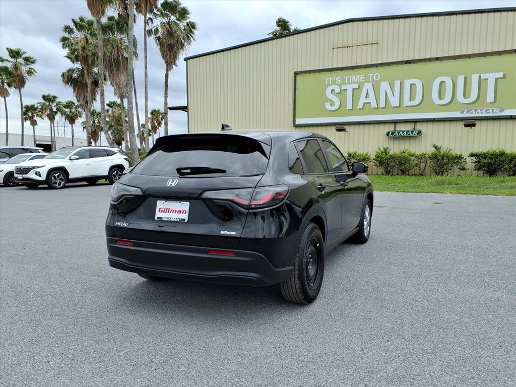 Used 2025 Honda HR-V LX image 8