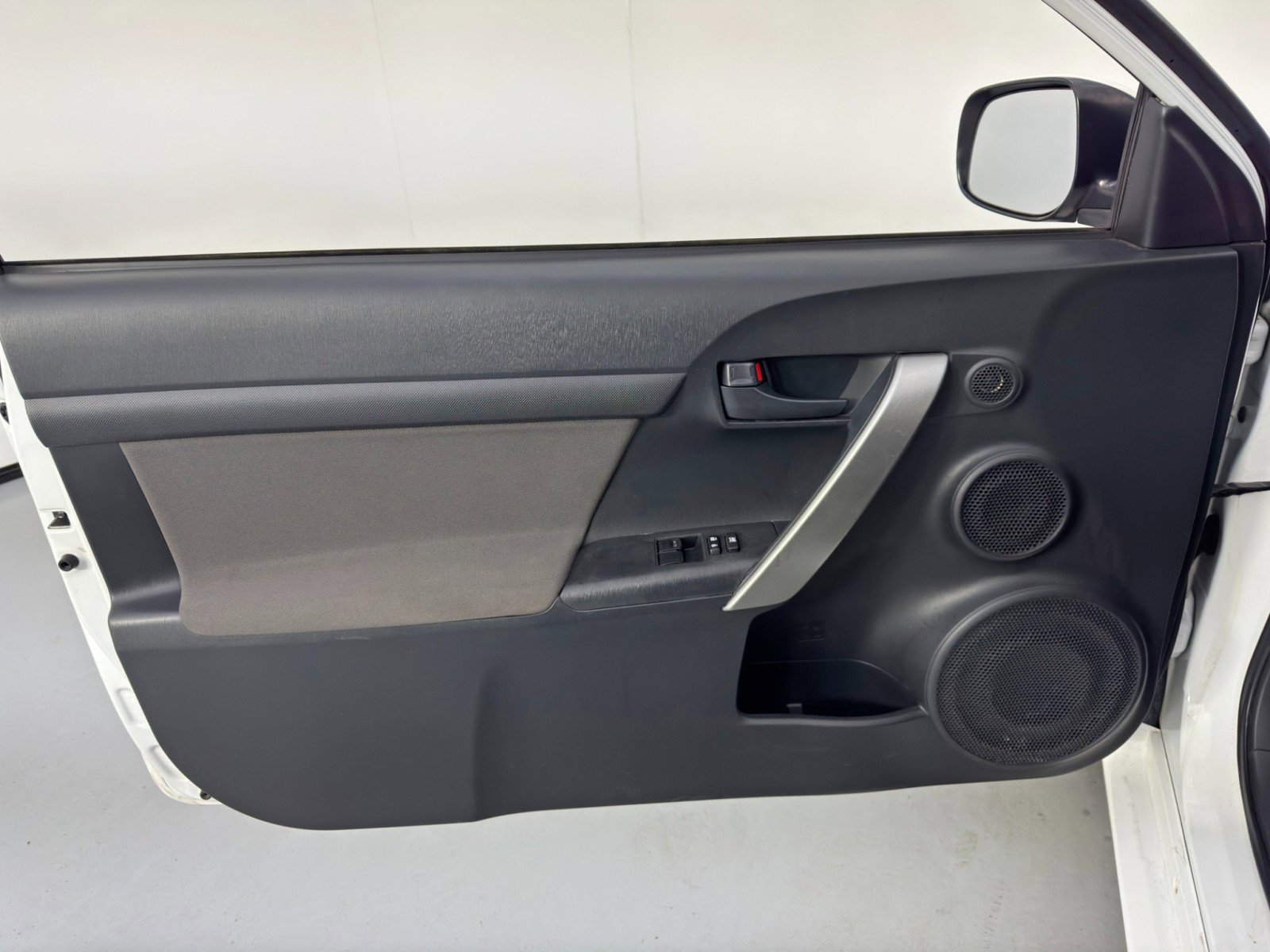 Used 2013 Scion tC image 29