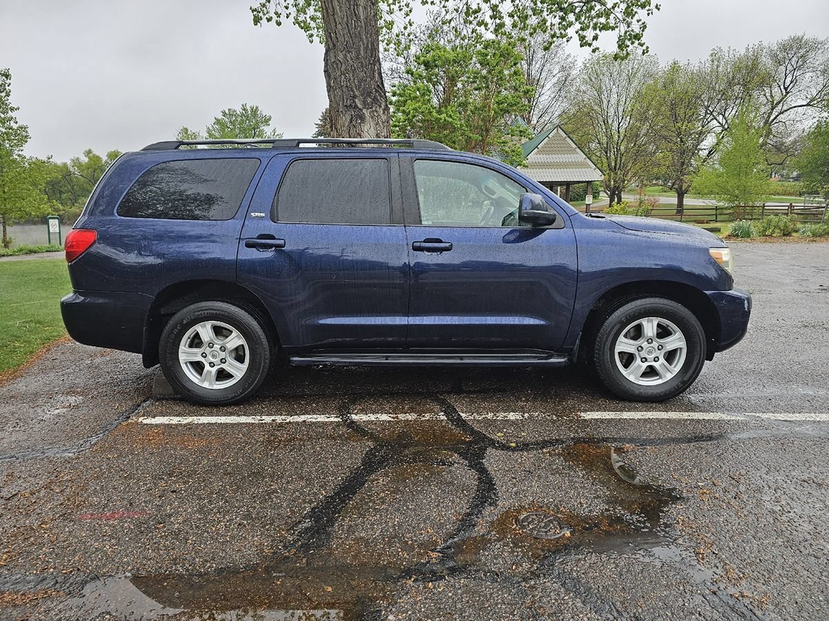 Used 2008 Toyota Sequoia SR5 AWD/4WD image 6