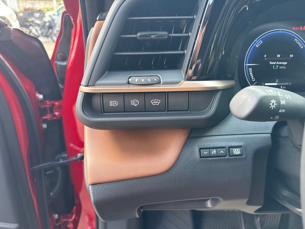 Used 2026 Toyota Crown Signia w/ Advanced Technology Package AWD/4WD image 20