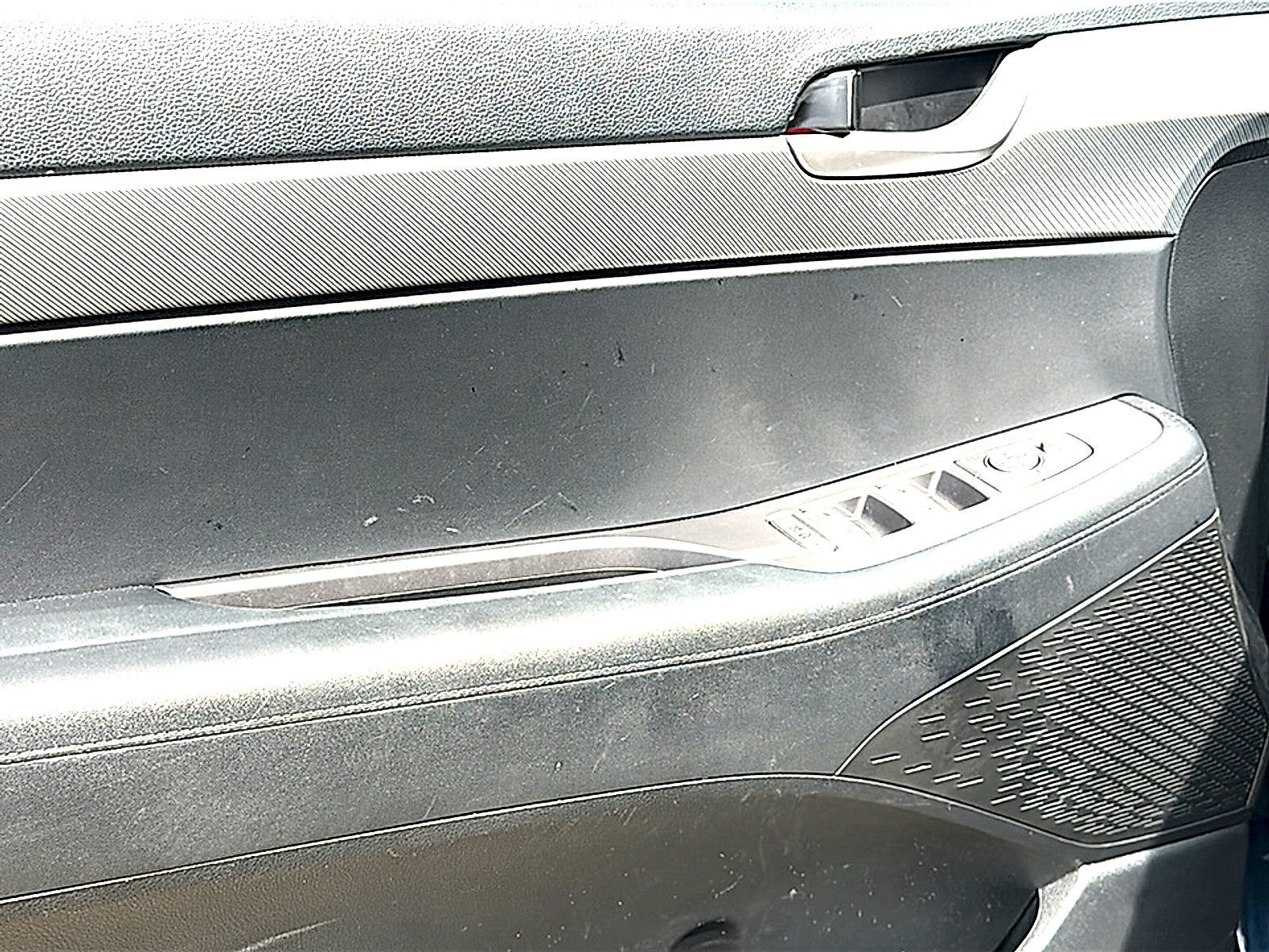 Used 2025 Hyundai Palisade SEL FWD image 16