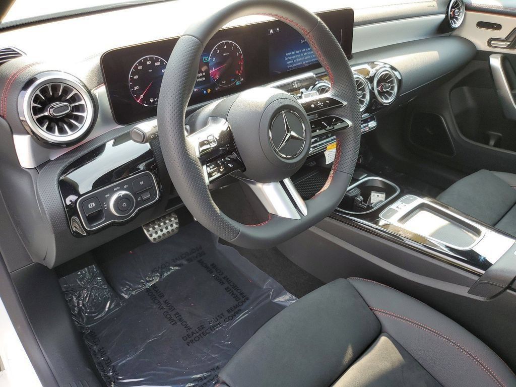 New 2025 Mercedes-Benz CLA 250 4MATIC image 23