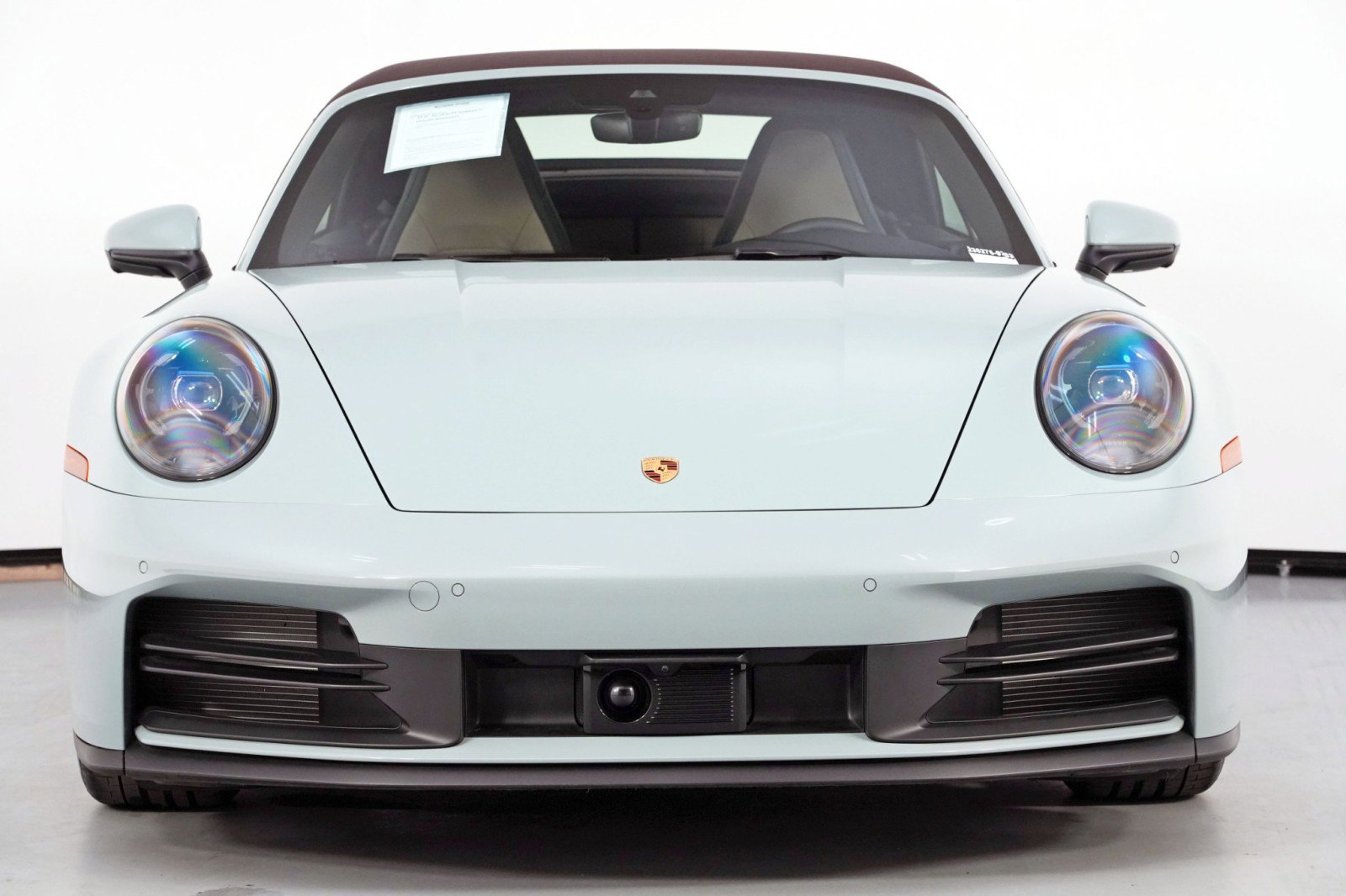 Used 2025 Porsche 911 Carrera RWD image 7