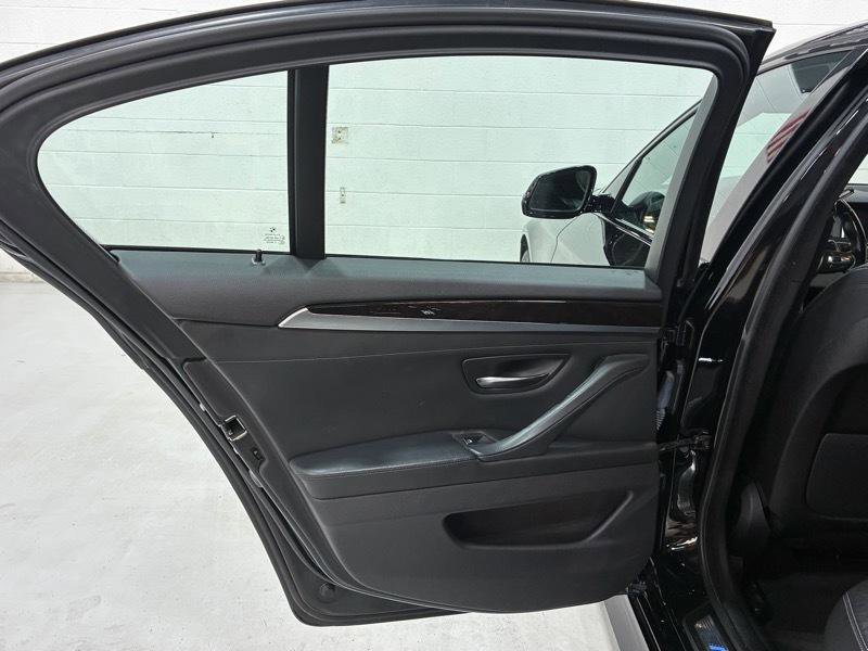 Used 2016 BMW 528i Sedan RWD image 14