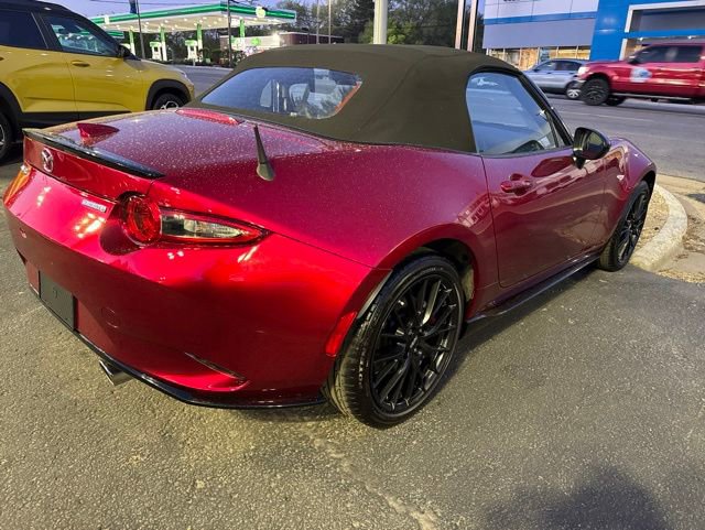 Used 2020 MAZDA MX-5 Miata Club w/ Brembo/BBS Recaro Package RWD image 3