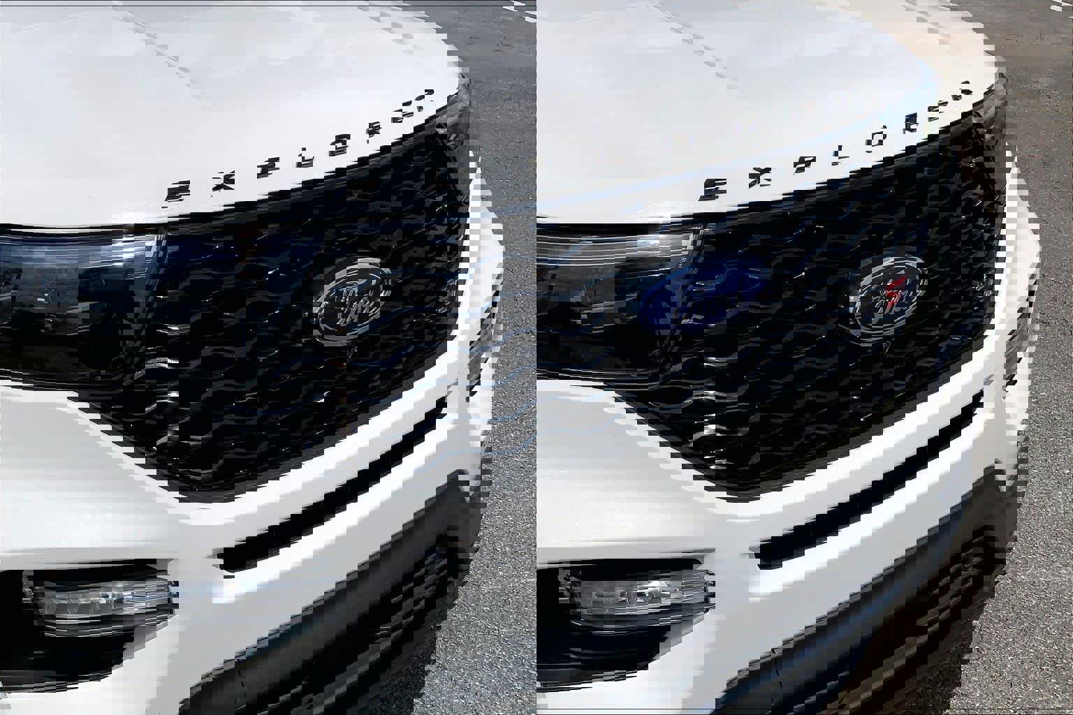 Used 2023 Ford Explorer ST w/ Equipment Group 401A AWD/4WD image 30