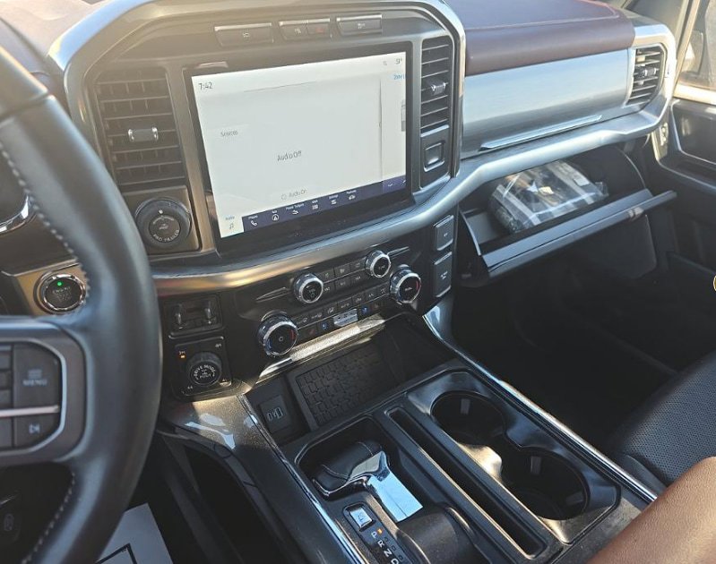 Used 2023 Ford F150 Lariat w/ Equipment Group 502A High AWD/4WD image 8