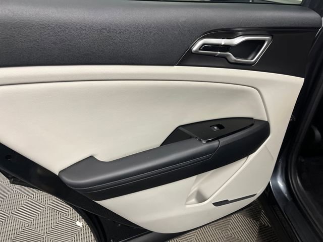 Certified 2023 Kia Sportage EX FWD image 23