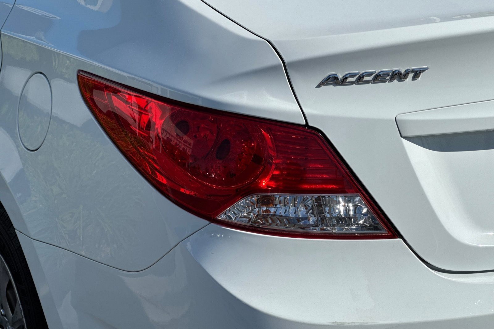 Used 2014 Hyundai Accent GLS image 12