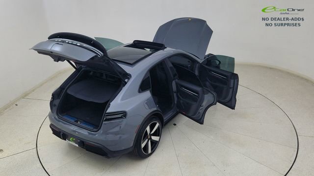 Used 2025 Porsche Macan Electric RWD image 90