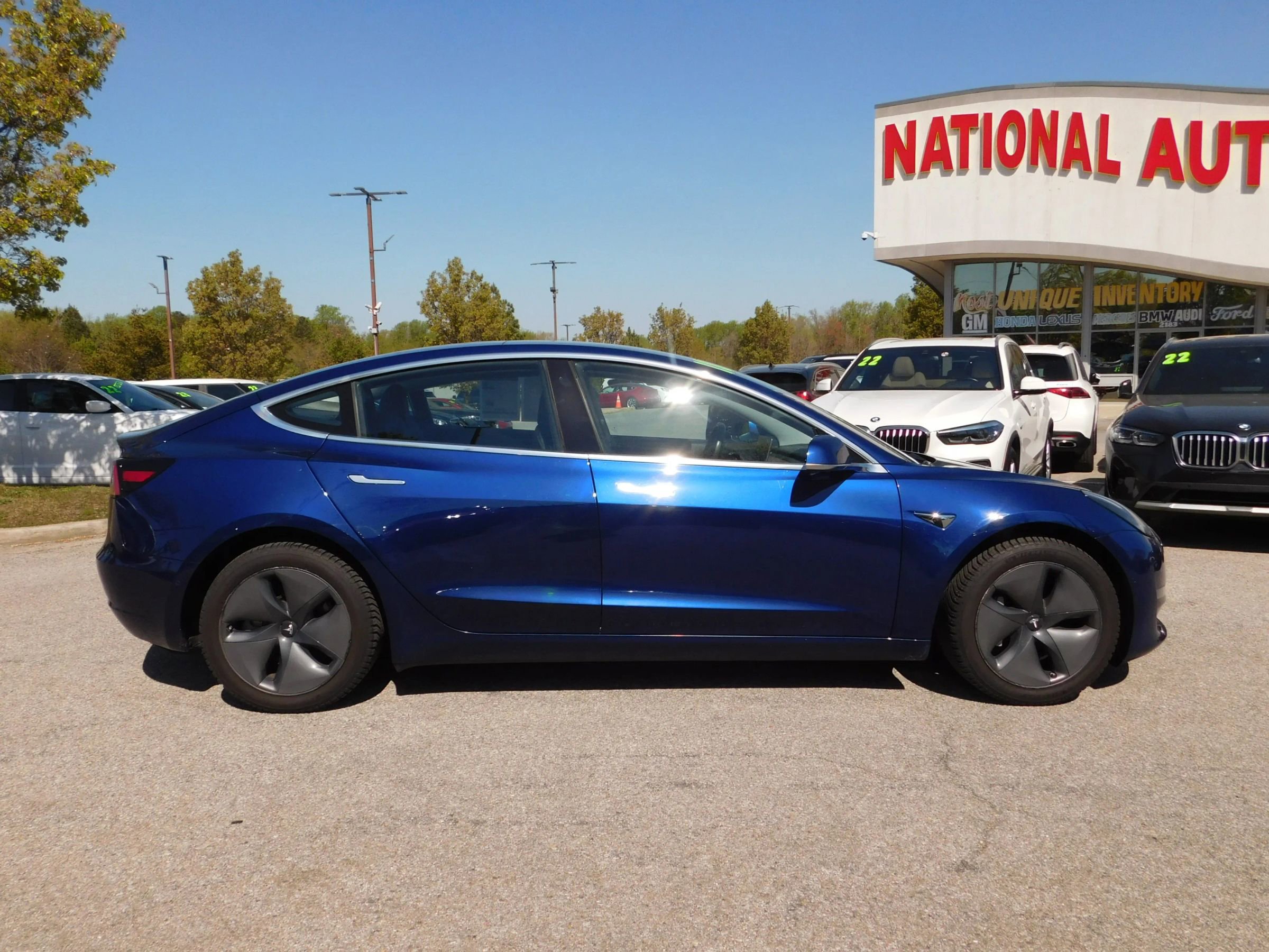 Used 2018 Tesla Model 3 Long Range RWD image 4
