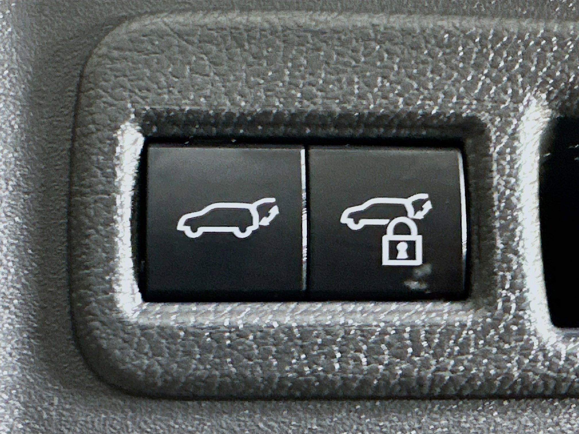 Used 2024 Toyota bZ4X AWD w/ Weather Package image 30