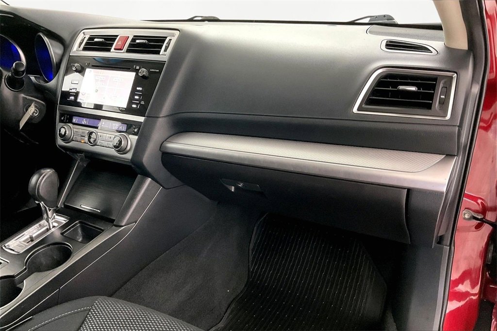 Used 2017 Subaru Outback 2.5i Premium image 21