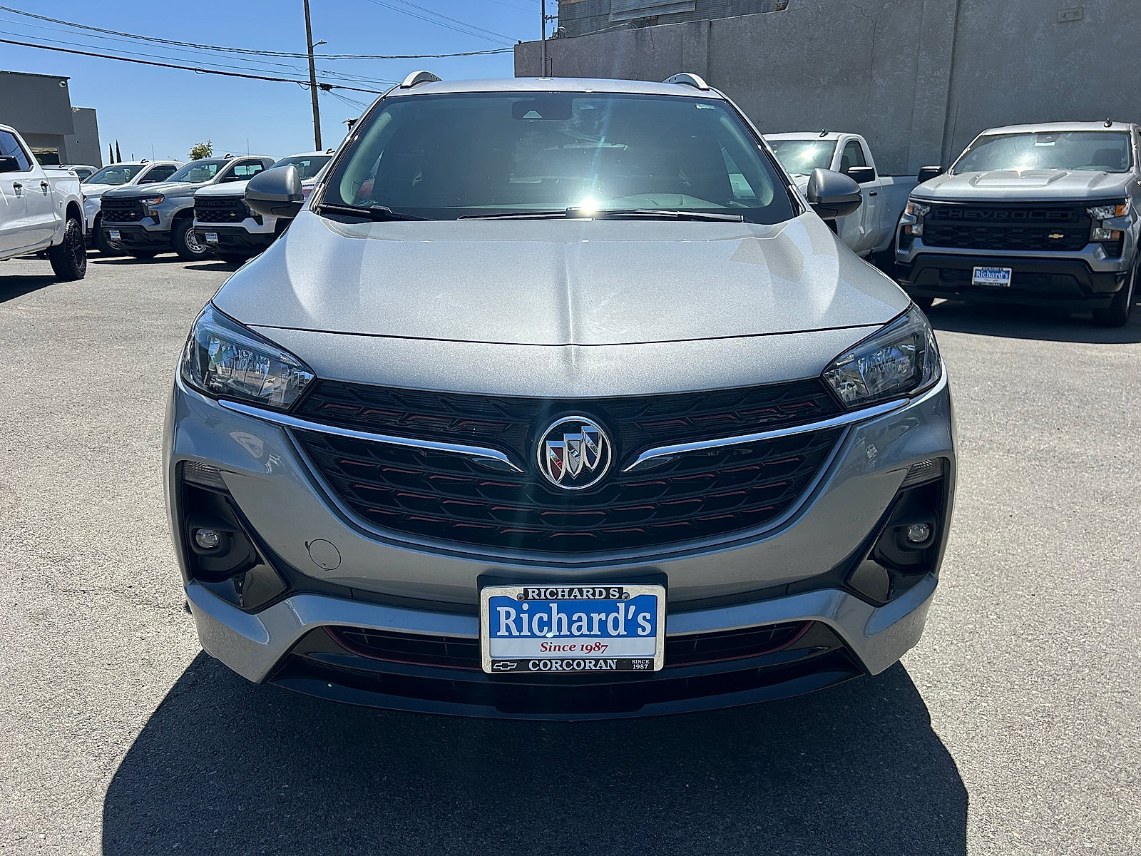 Used 2023 Buick Encore GX Select w/ Sport Touring Package FWD image 8
