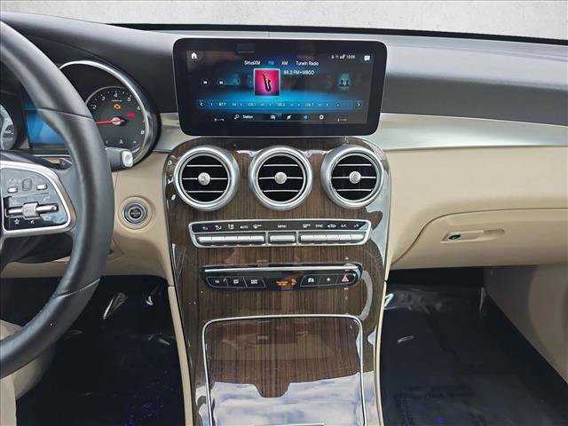 Used 2021 Mercedes-Benz GLC 300 4MATIC image 21