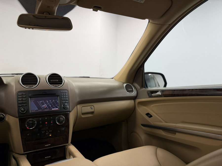 Used 2010 Mercedes-Benz ML 550 4MATIC image 54