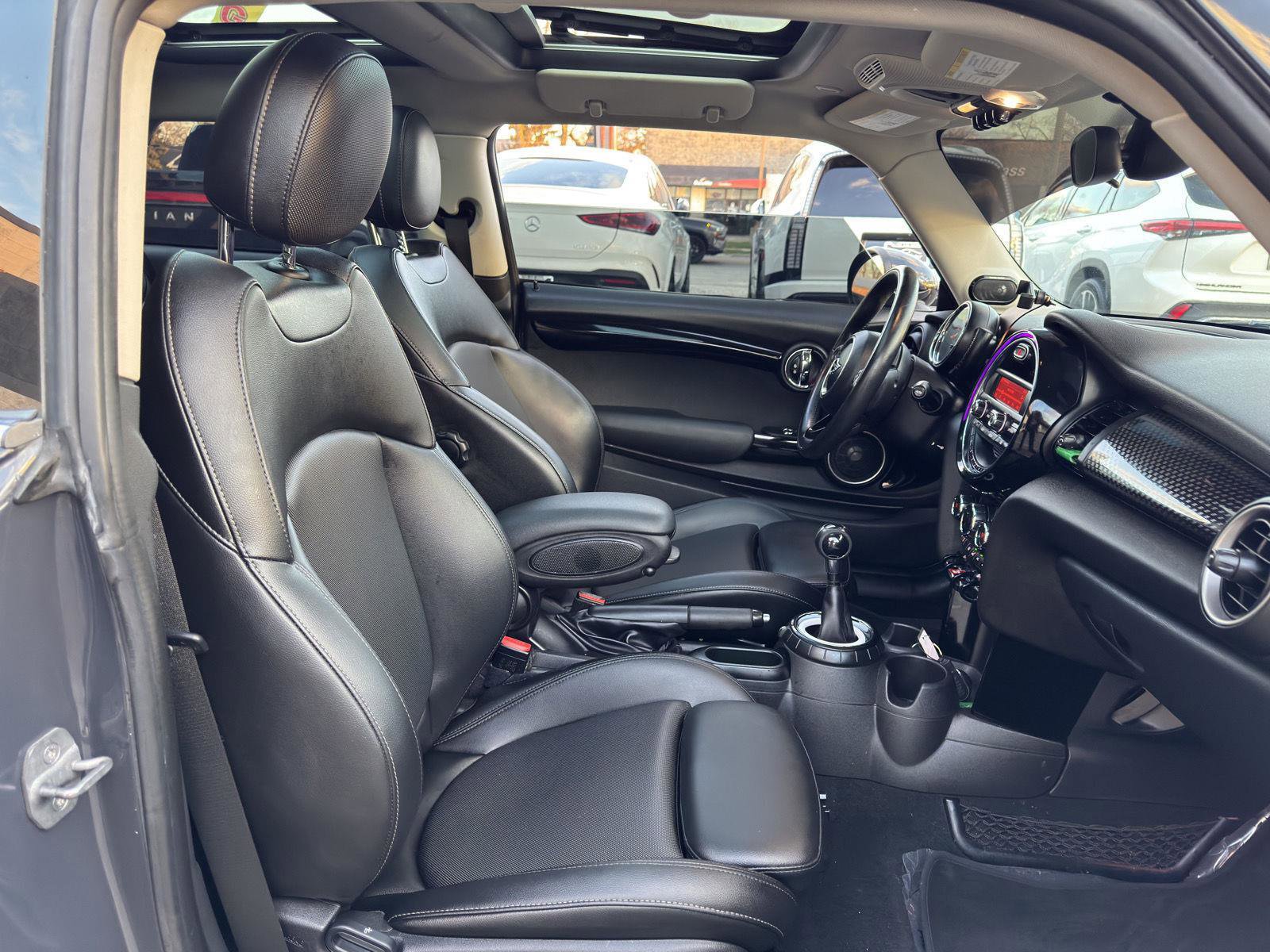 Used 2015 MINI Cooper S image 29