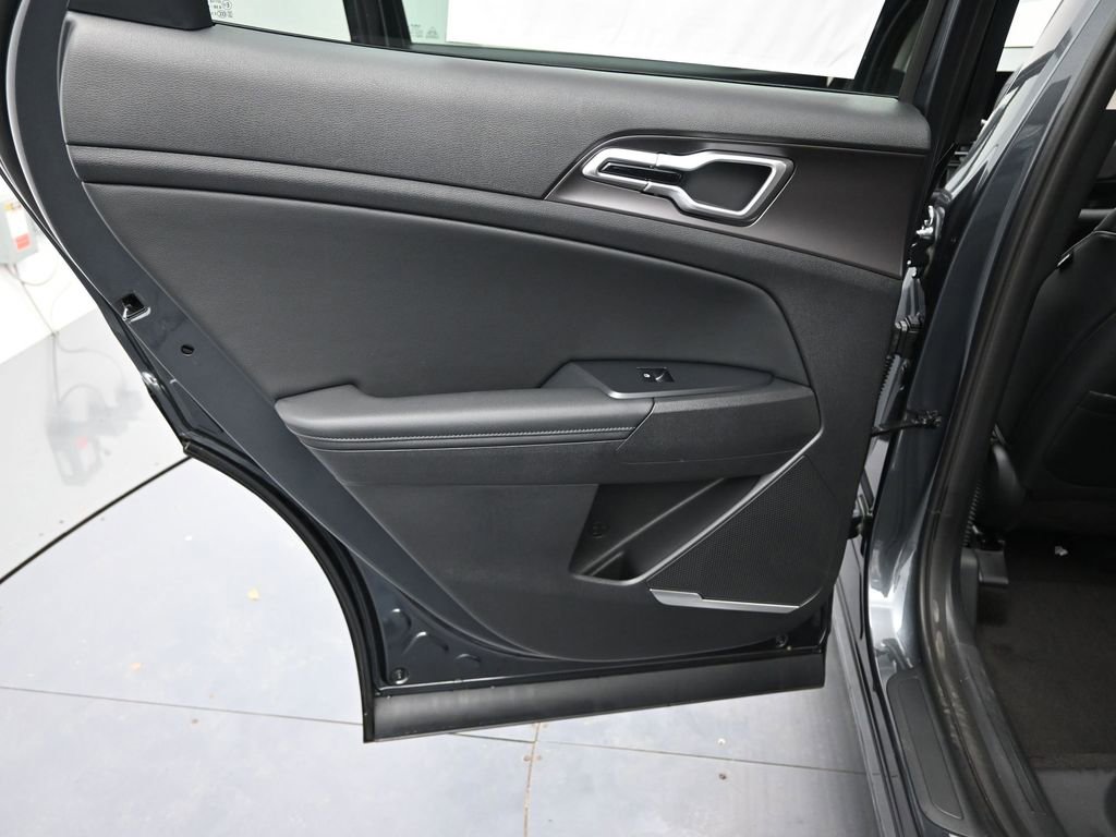 New 2026 Kia Sportage EX image 17